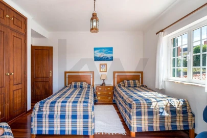 Moradia T4 para Venda em Sesimbra (Castelo)