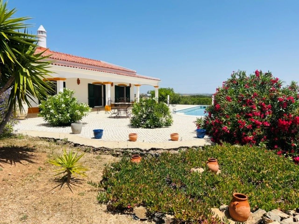 Quinta T4 para Venda em Ourique Foto 2
