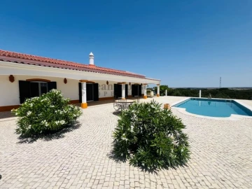 Quinta T4 para Venda em Ourique