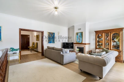 Moradia T5 para Venda em Boliqueime