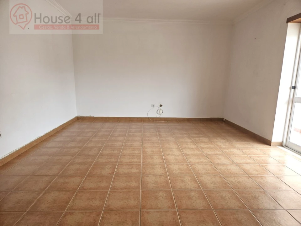 Apartamento T3 para Venda em Caldas da Rainha - Santo Onofre e Serra do Bouro Foto 3
