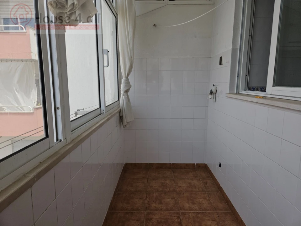 Apartamento T3 para Venda em Caldas da Rainha - Santo Onofre e Serra do Bouro Foto 11