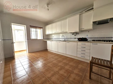 Apartamento T3 para Venda em Caldas da Rainha - Santo Onofre e Serra do Bouro