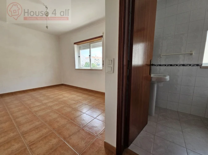Apartamento T3 para Venda em Caldas da Rainha - Santo Onofre e Serra do Bouro Foto 14