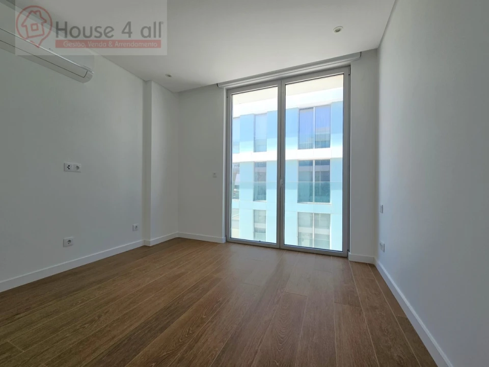 Apartamento T2 para Venda em São Martinho do Porto Foto 10
