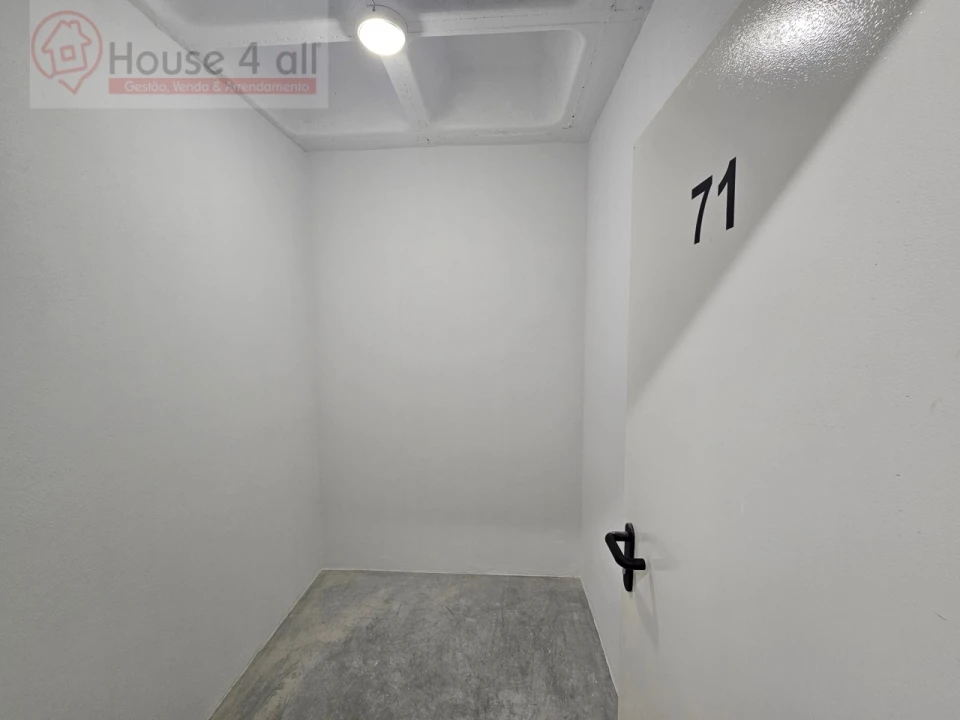 Apartamento T2 para Venda em São Martinho do Porto Foto 18