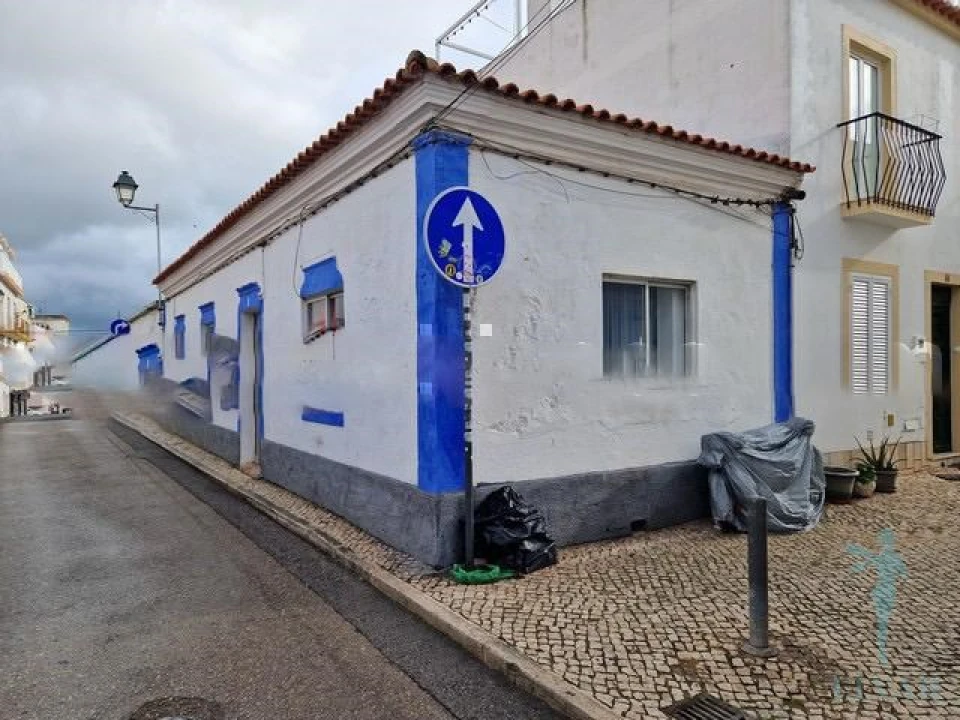 Prédio para Venda em Alvor Foto 1