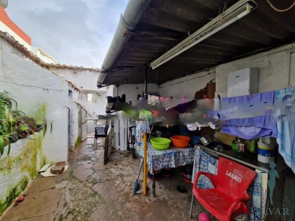 Prédio para Venda em Alvor Foto 9