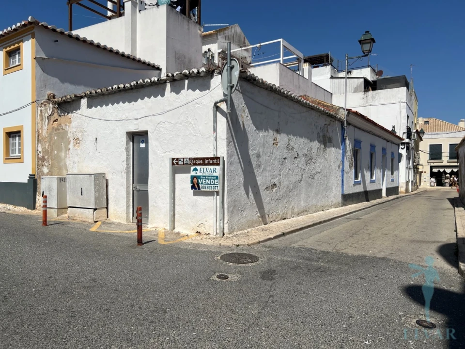 Prédio para Venda em Alvor Foto 17