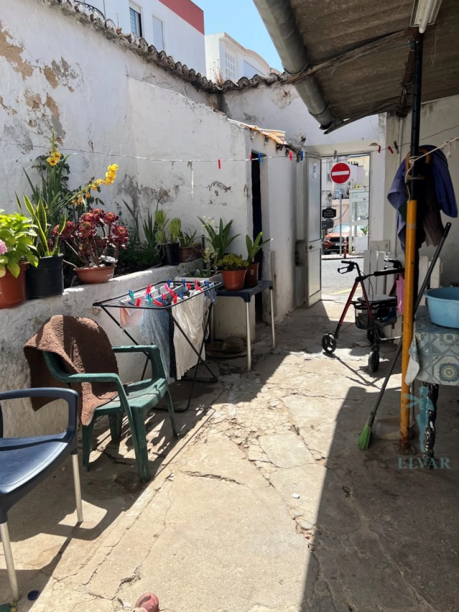 Prédio para Venda em Alvor Foto 20