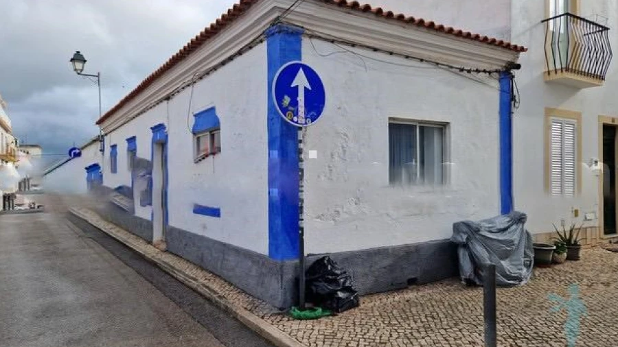 Prédio para Venda em Alvor