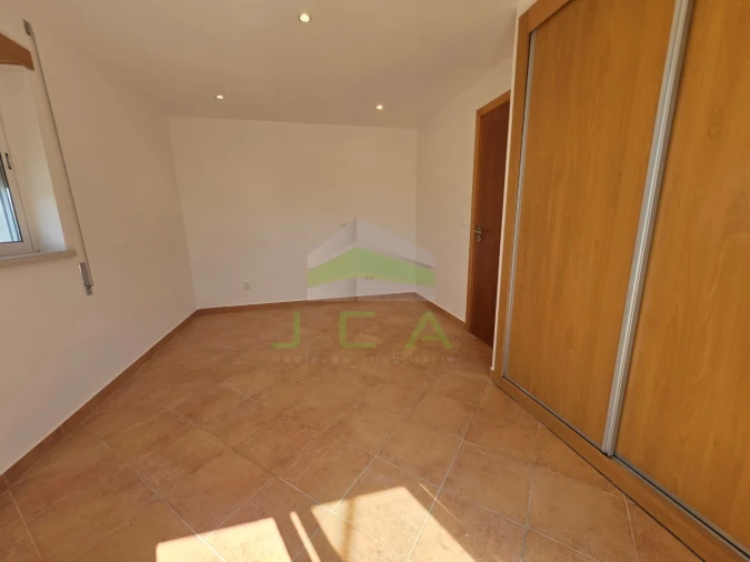 Moradia T2 para Venda em Santa Catarina da Serra e Chainça Foto 4