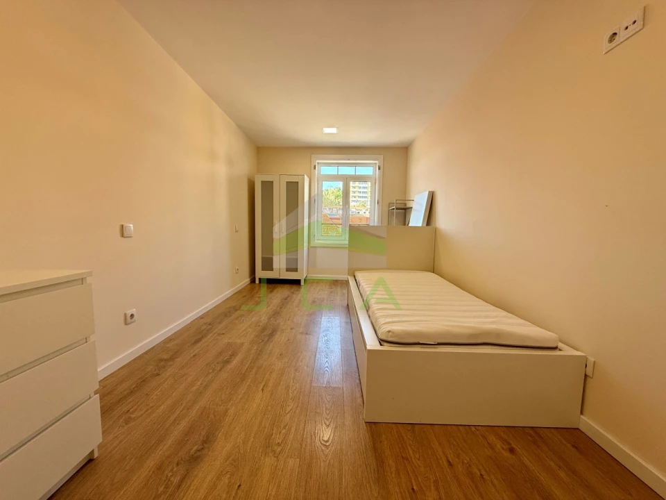 Apartamento T6 para Venda em Leiria, Pousos, Barreira e Cortes Foto 19
