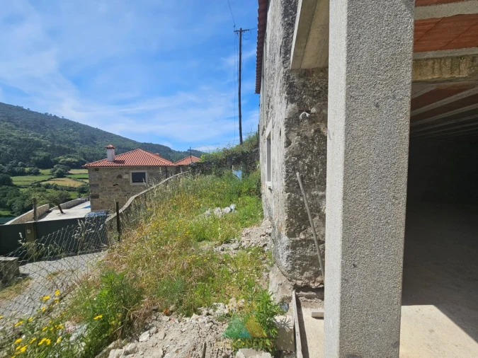 Moradia T1 para Venda em Labrujó, Rendufe e Vilar do Monte Foto 8
