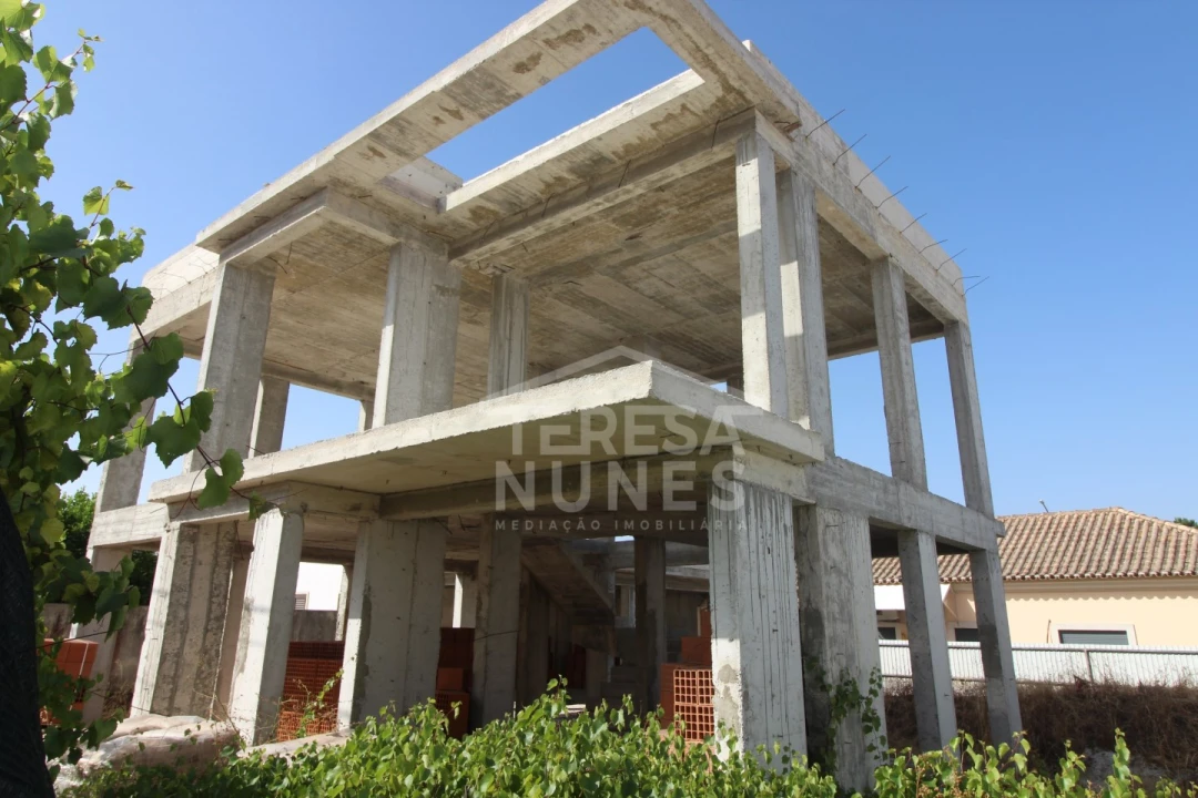 Moradia T3 para Venda em Azeitão (São Lourenço e São Simão) Foto 1