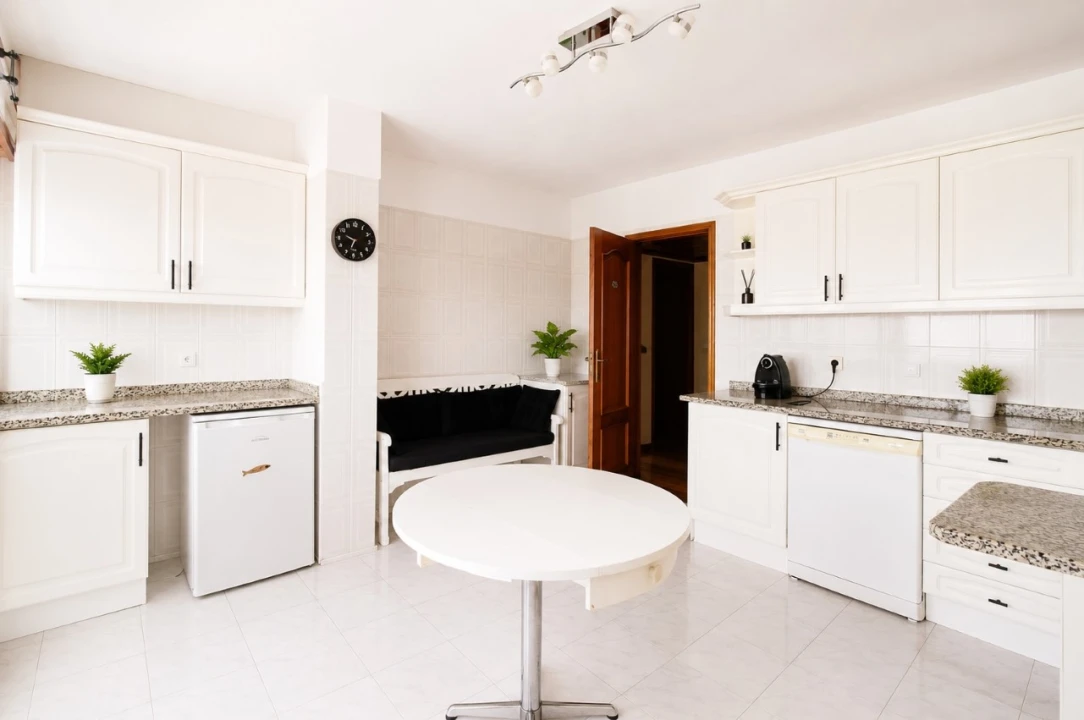 Apartamento T3 para Venda em Rio de Mouro Foto 8