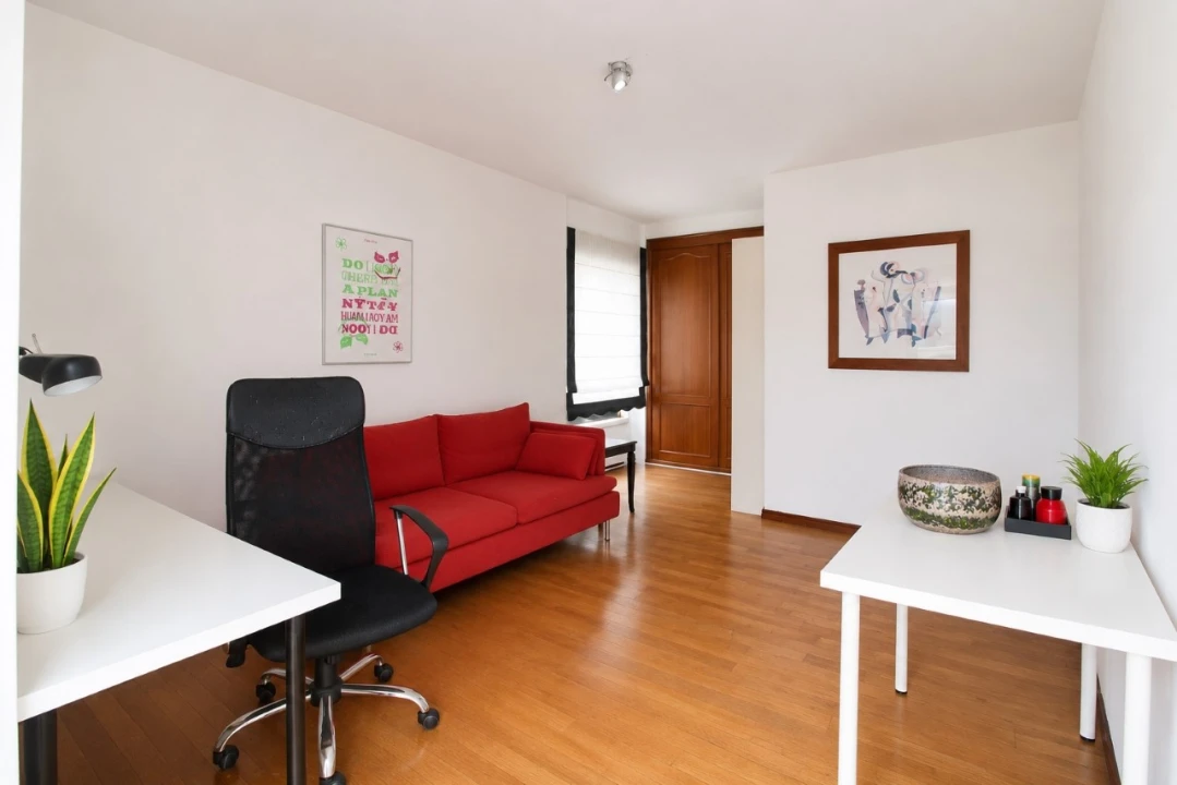 Apartamento T3 para Venda em Rio de Mouro Foto 22
