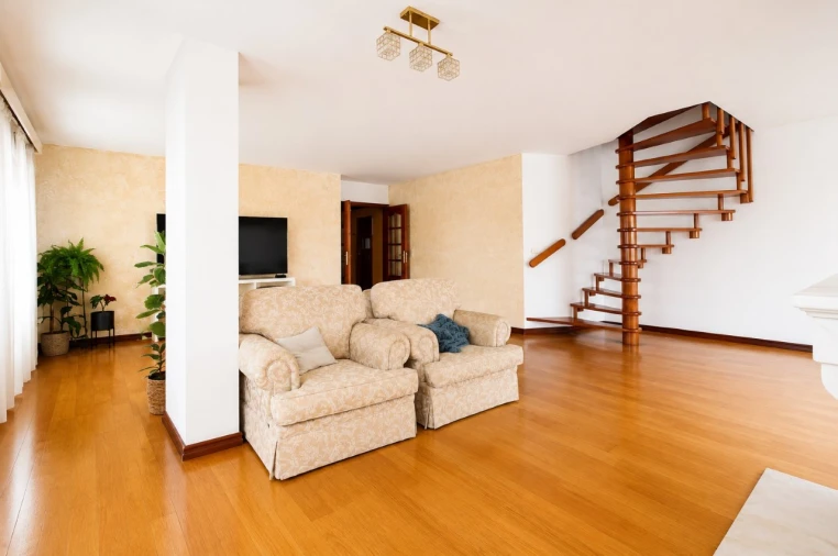 Apartamento T3 para Venda em Rio de Mouro Foto 3