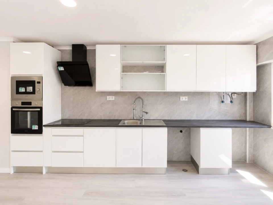 Apartamento T4 para Venda em Amora Foto 4