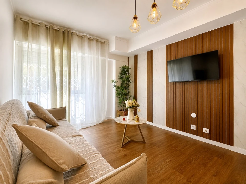 Apartamento T2 para Venda em Odivelas Foto 2