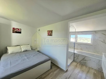 Moradia T4 para Venda em Santa Barbara de Nexe