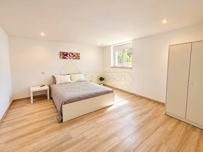 Moradia T4 para Venda em Santa Barbara de Nexe Foto 27