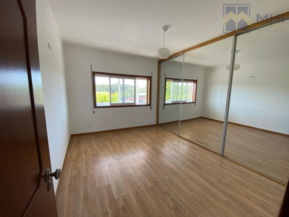 Apartamento T2 para Venda em Gulpilhares e Valadares Foto 14