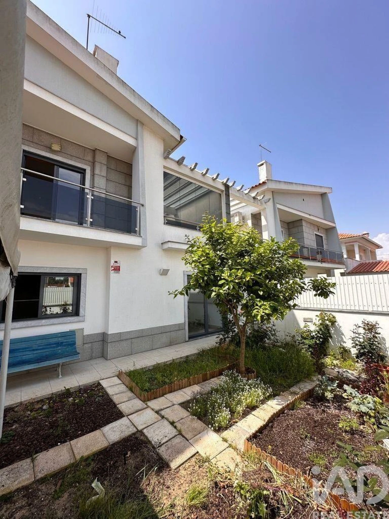 Moradia T5 para Venda em Charneca de Caparica e Sobreda Foto 24