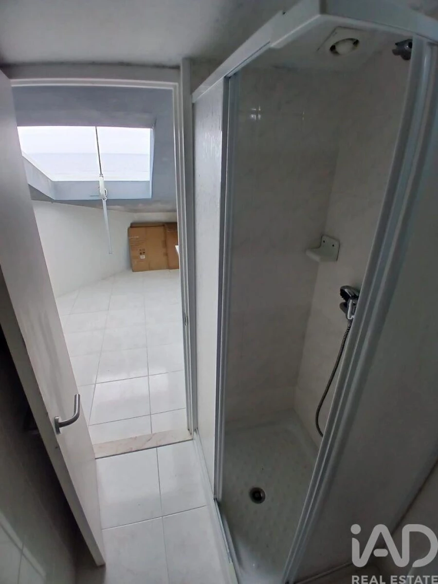 Apartamento T2 para Venda em Esmoriz Foto 21