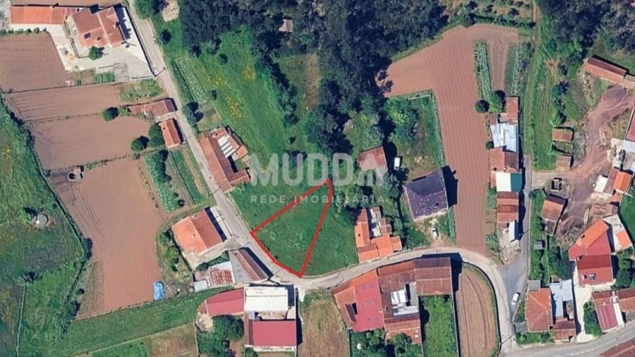 Terreno para Venda em São João de Loure e Frossos