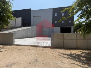 Armazém para Venda em Gême