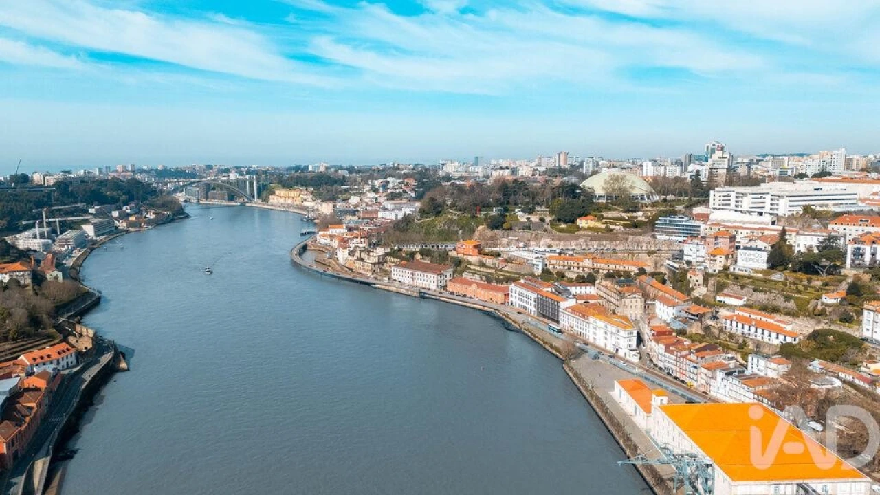 Prédio para Venda em Cedofeita, Santo Ildefonso, Sé, Miragaia, São Nicolau e Vitória Foto 5