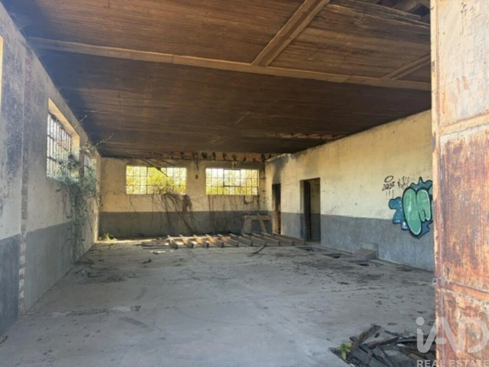 Armazém para Venda em Canas de Santa Maria Foto 8