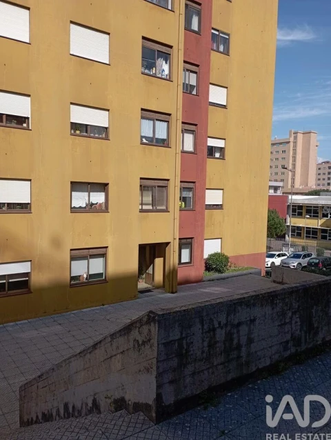 Apartamento T2 para Venda em Mafamude e Vilar do Paraíso