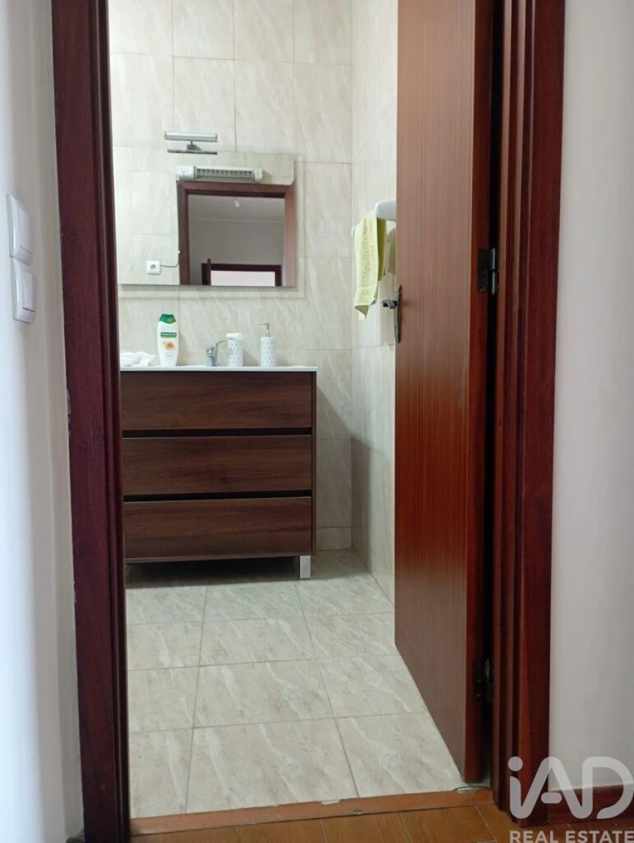 Apartamento T2 para Venda em Mafamude e Vilar do Paraíso Foto 13