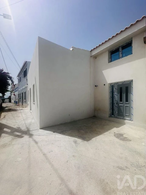 Moradia T1 para Venda em Querença, Tôr e Benafim
