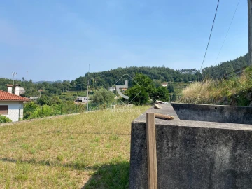 Moradia T2 para Venda em São Jorge e Ermelo