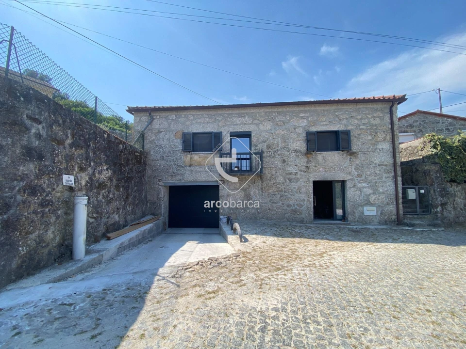 Moradia T2 para Venda em São Jorge e Ermelo Foto 1