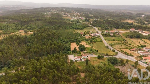 Moradia T6 para Venda em Vila Facaia