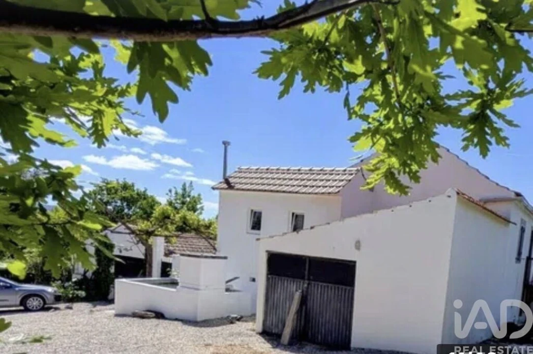Moradia T6 para Venda em Vila Facaia Foto 1