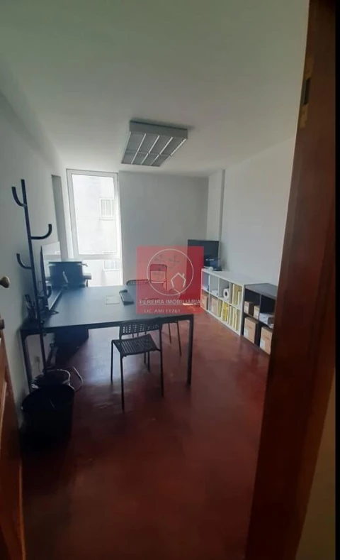 Escritório para Venda em Barcelos, V.Boa, V.Frescainha