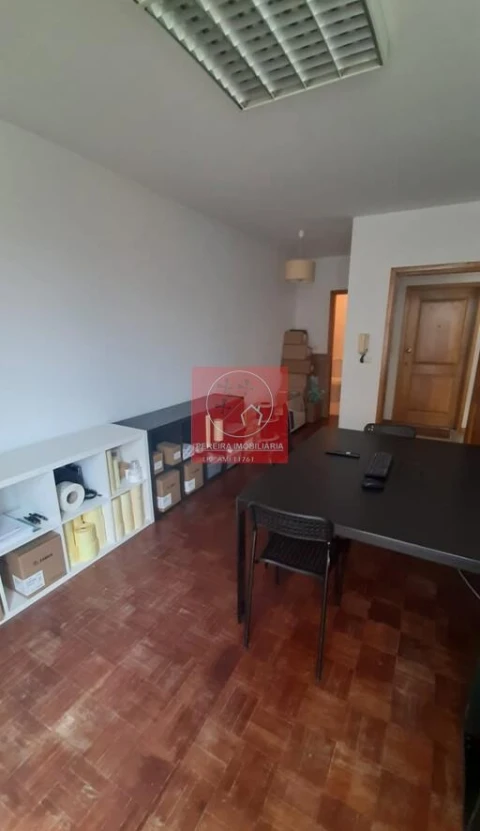 Escritório para Venda em Barcelos, V.Boa, V.Frescainha