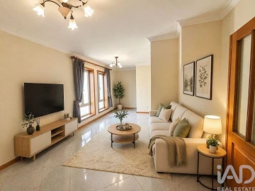 Apartamento T1 para Venda em Subportela, Deocriste e Portela Susã