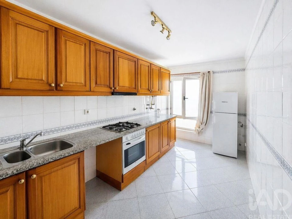 Apartamento T1 para Venda em Subportela, Deocriste e Portela Susã Foto 1