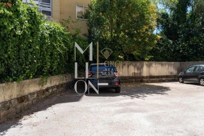 Apartamento T5 para Venda em Ramalde