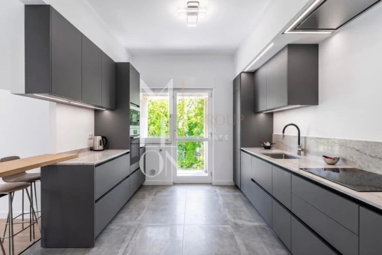 Apartamento T5 para Venda em Ramalde Foto 9