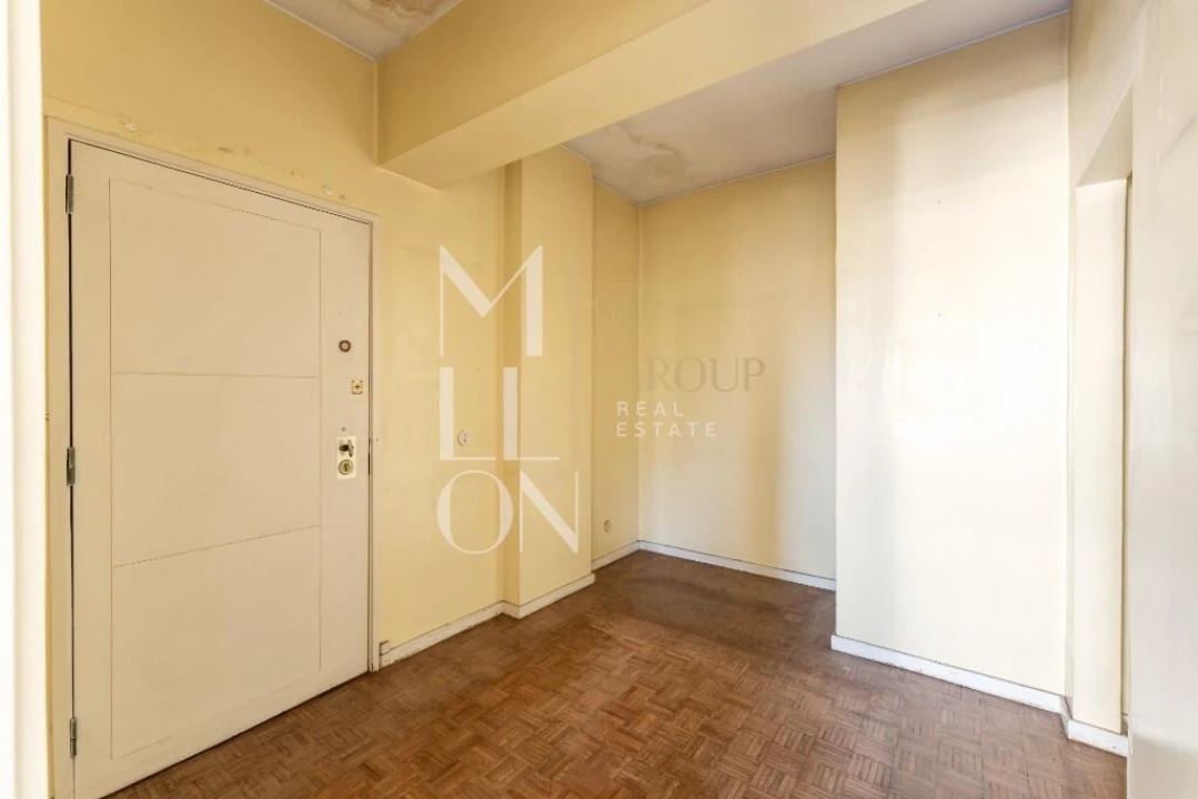 Apartamento T5 para Venda em Ramalde Foto 3