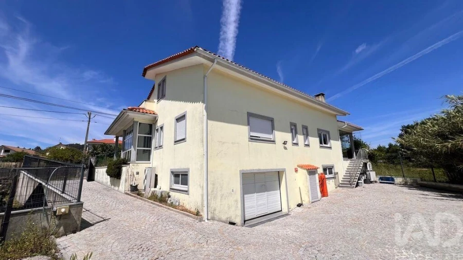 Moradia T3 para Venda em Abraveses Foto 3