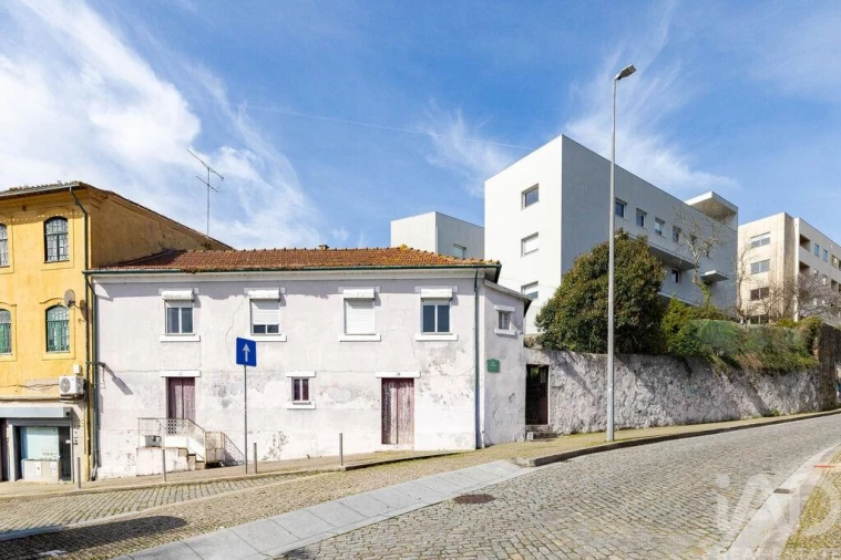 Moradia para Venda em Lordelo do Ouro e Massarelos Foto 3