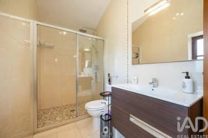 Moradia T3 para Venda em Cabeçudo